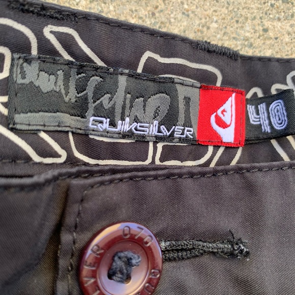 QUIKSIlVER hybrid shorts!!! - Picture 3 of 6